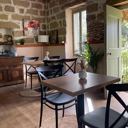 D'hotes Barraconu فندق مبيت وإفطار 4*